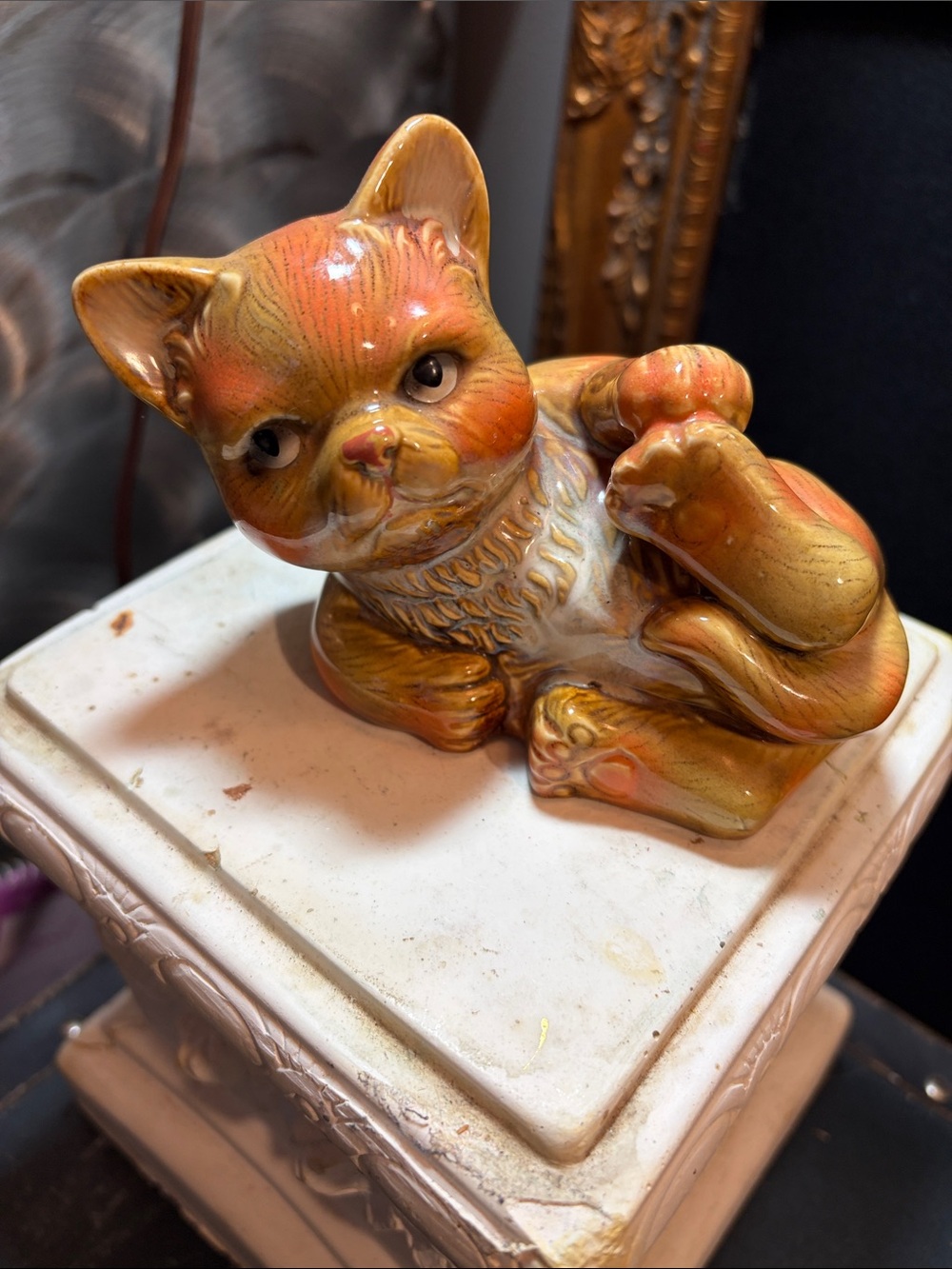 Vtg Mid-Century "Grumpy" Orange Tabby Cat Figurine - Jaunty Big Eye Kitsch